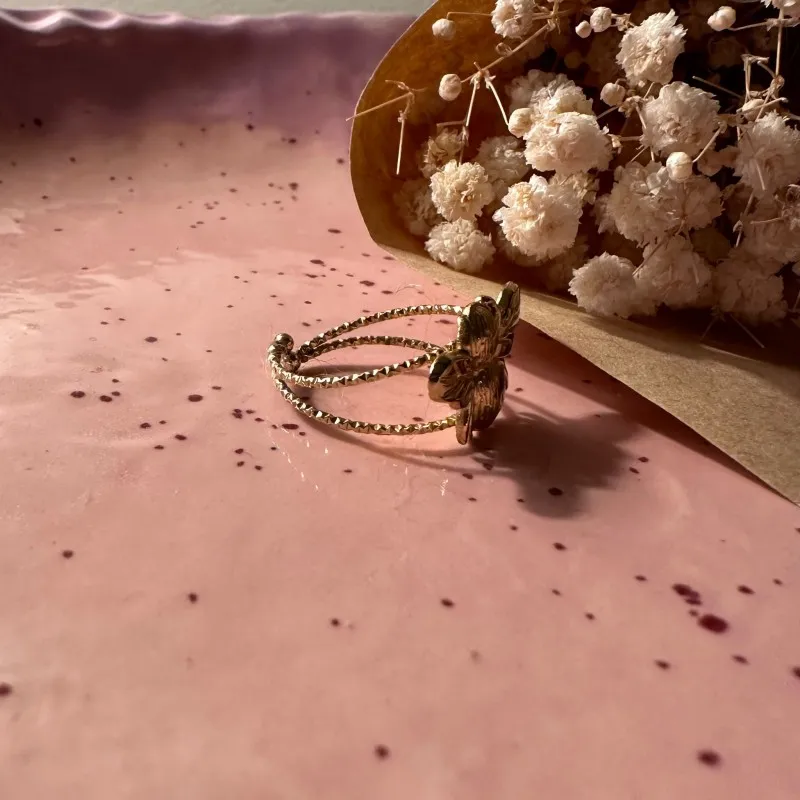 Bague dorée Abeille
