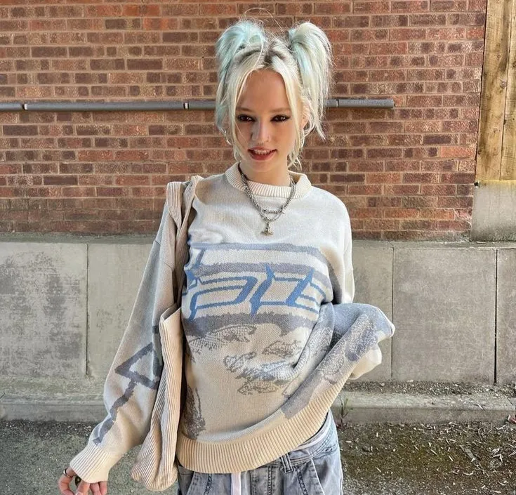 Delphine | Un pull cool et streetwear