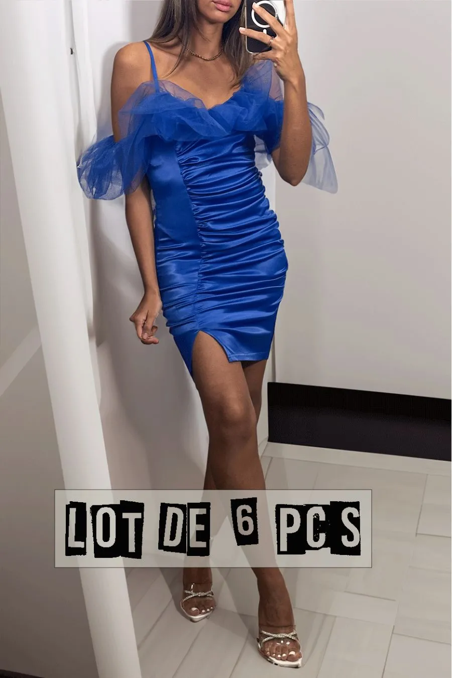 Lot de 6 Pcs Sublime robe satiné royal avec tulle tombant aux épaules