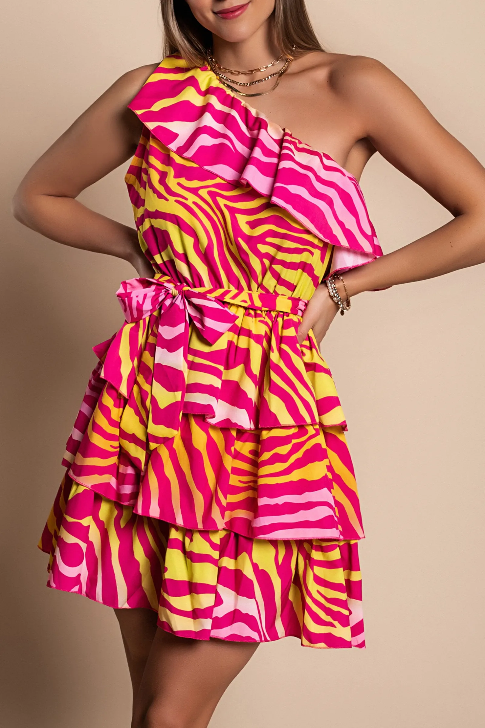 Mini robe élégante à volants Bovina, fuchsia