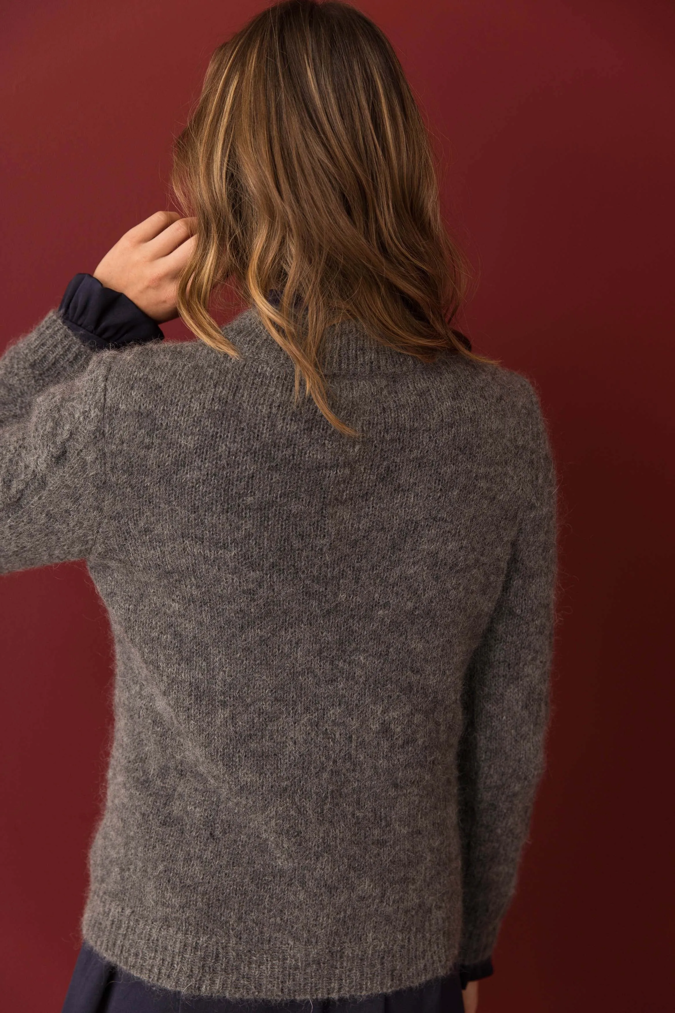 Pull Colombe gris en mohair et alpaga