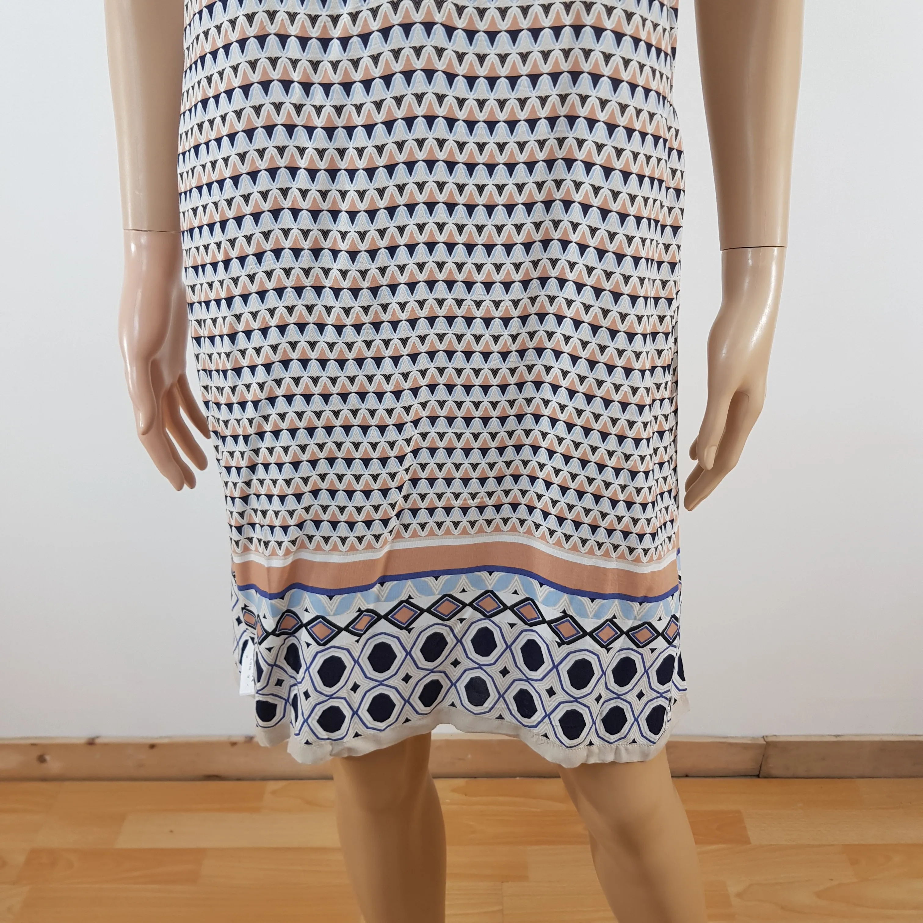 Robe à motifs abstrait- Amor Luxe- Taille 38