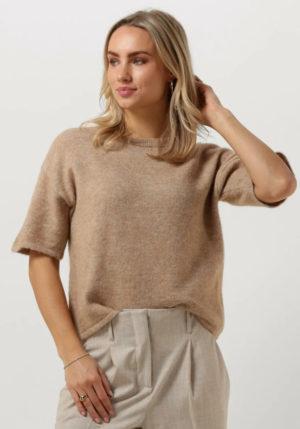selected femme t-shirt slfmaline-liliana 2/4 knit o-neck en beige