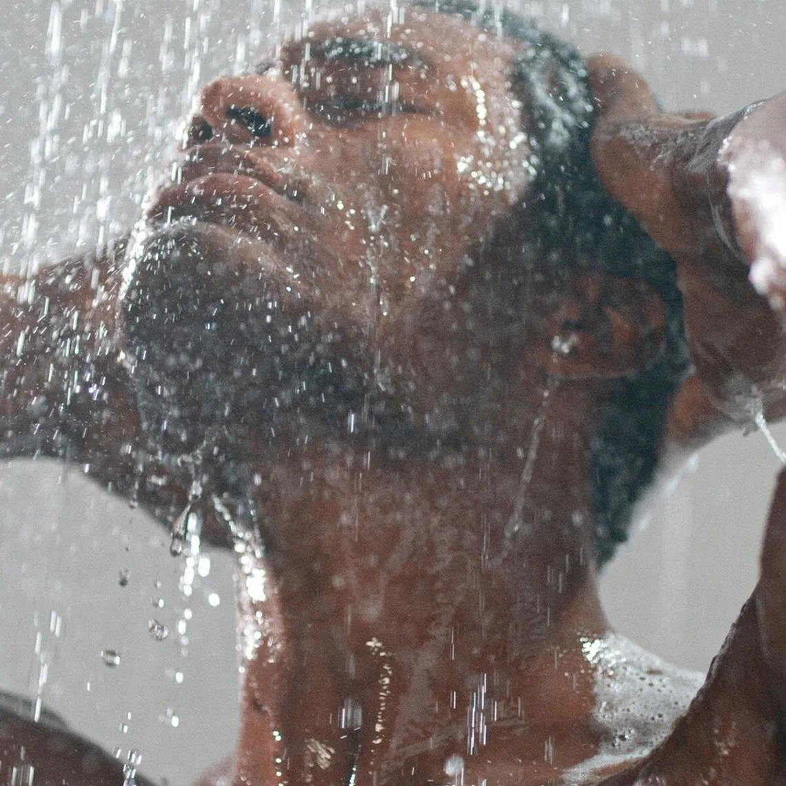 Shampoing Hydratant Profond Quotidien Cheveux et Cuir Chevelu Normaux à Gras pour Homme | 3 Suisses