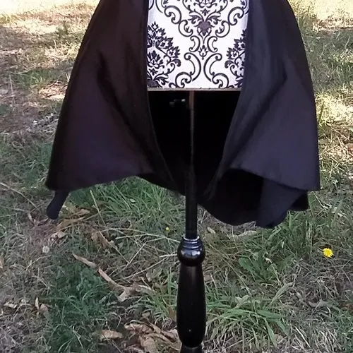 Sur-jupe asymétrique satin de luxe noir