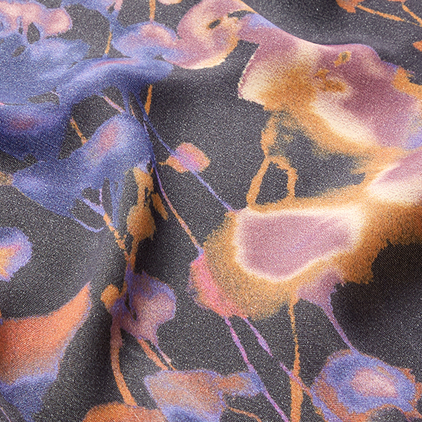Viscose mélangé Fleurs en aquarelle – bleu nuit
